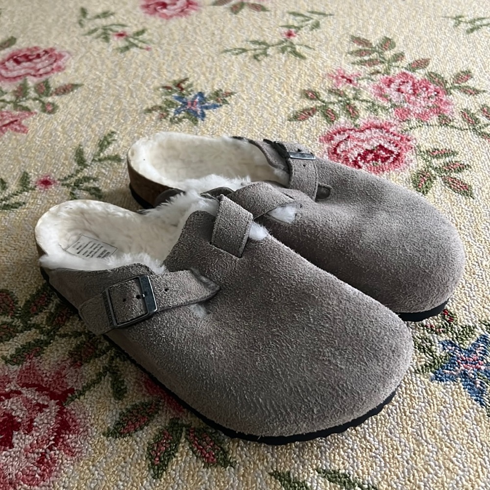 Grey suede Birkenstock Clogs Shearling mules size 40